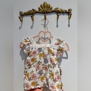 NWT 12M Chickpea Organic 3-piece floral baby girl outfit.